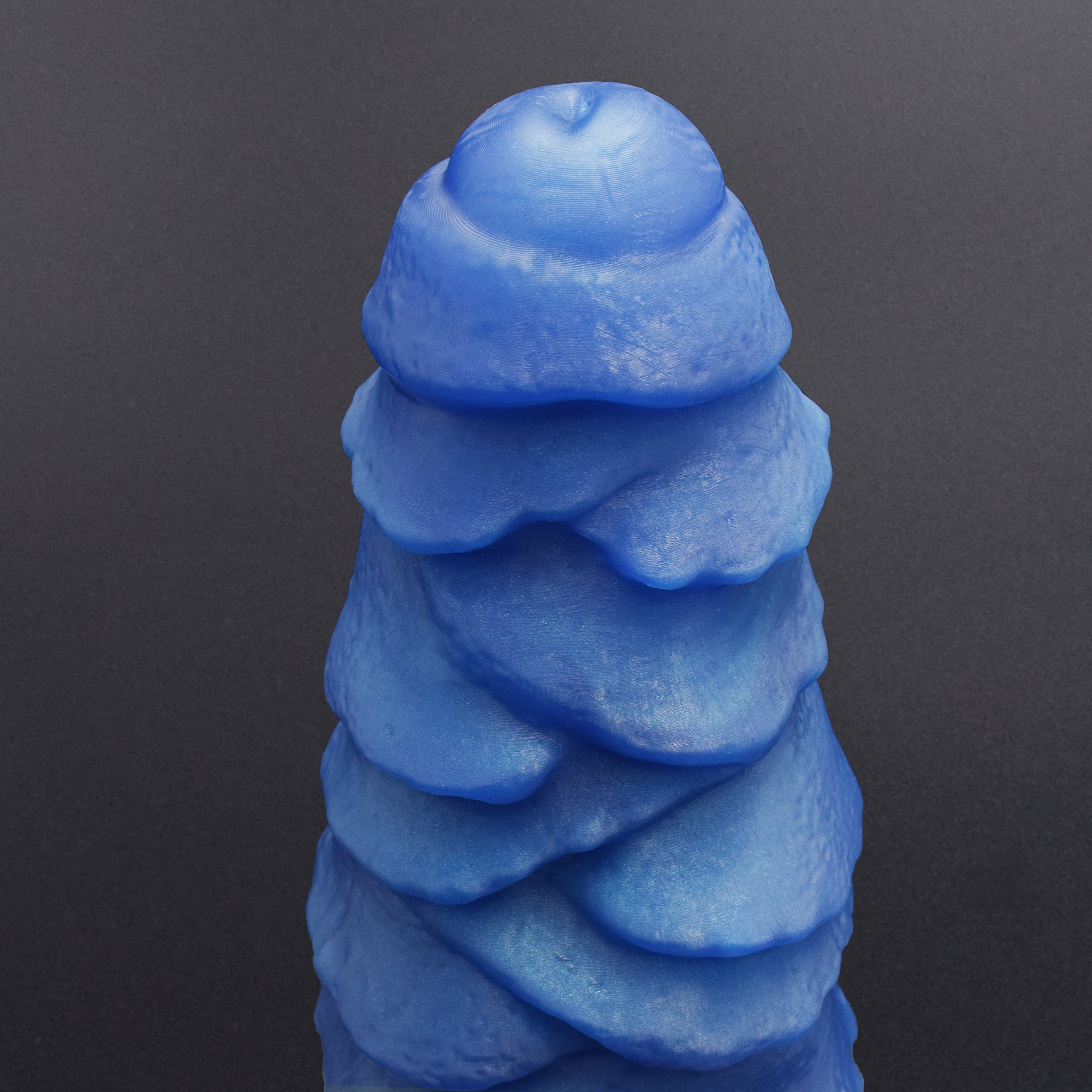 Closeup of the head of a Mordax 115 in Blue Steel, to show detail